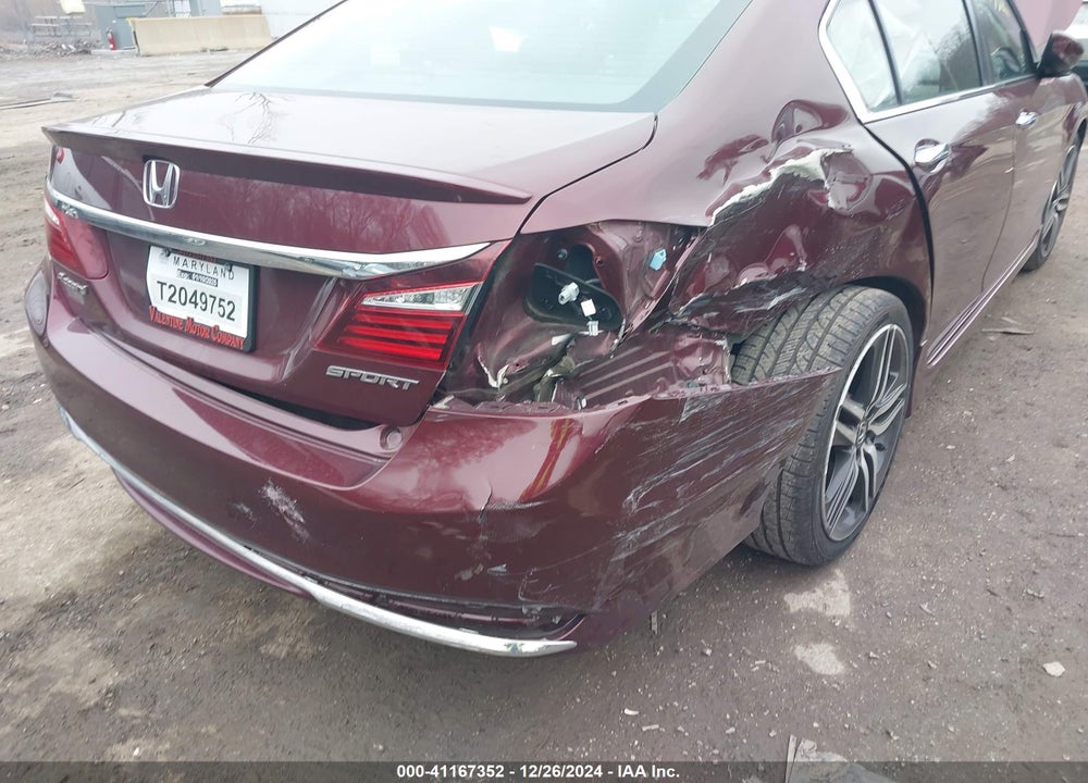 2017 HONDA ACCORD VIN: 1HGCR2F53HA221424