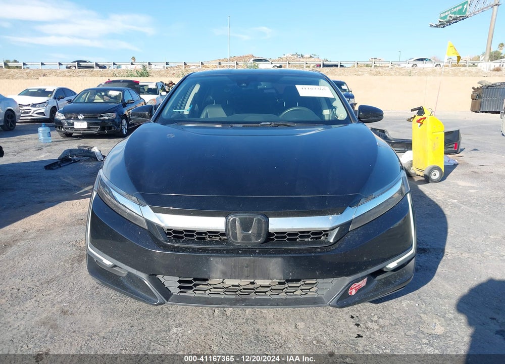 2018 HONDA CLARITY PLUG-IN HYBRID VIN: JHMZC5F19JC019656