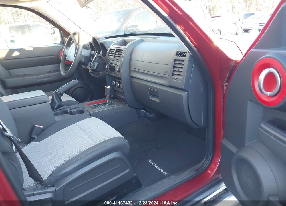 2008 DODGE NITRO SXT VIN: 1D8GT28K78W142332