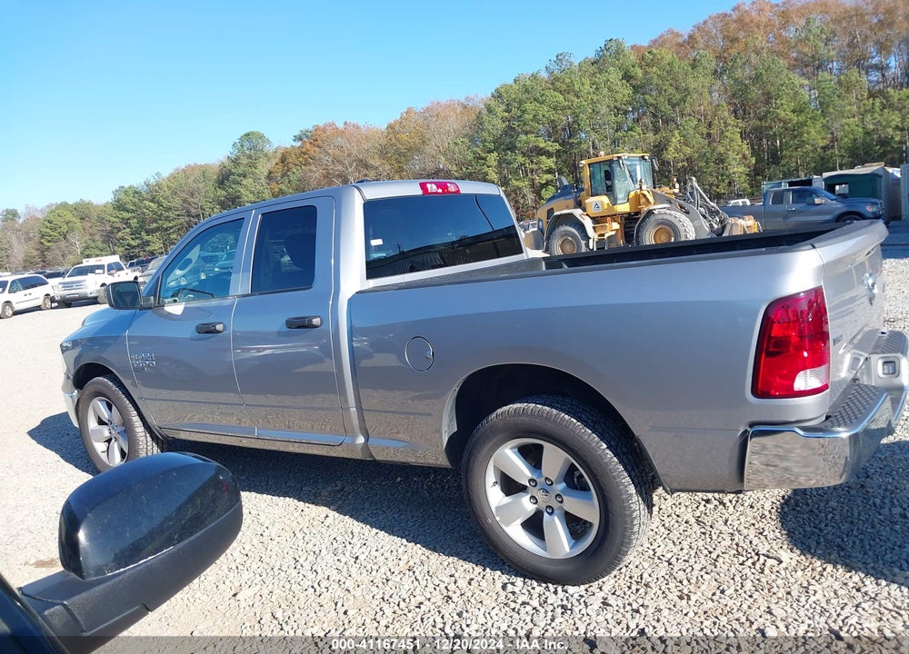 2024 RAM 1500 CLASSIC SLT 4X4 6'4 BOX VIN: 1C6RR7GG5RS157105