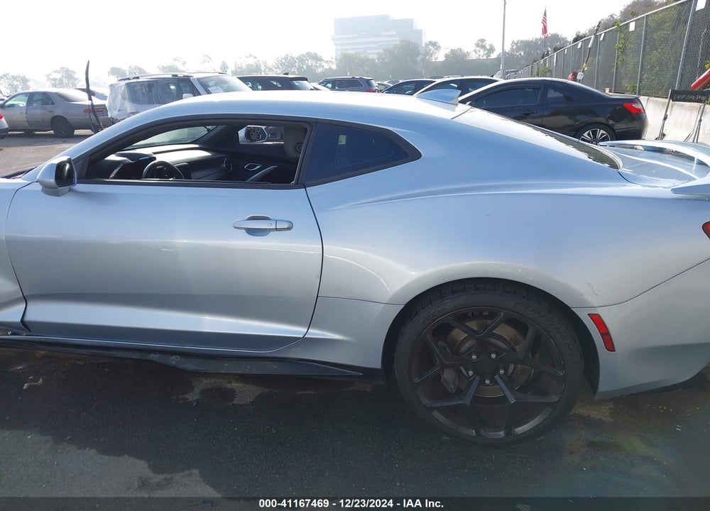 2017 CHEVROLET CAMARO 2SS VIN: 1G1FH1R77H0179750