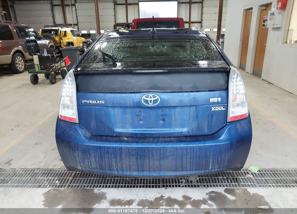 2011 TOYOTA PRIUS TWO VIN: JTDKN3DU6B0295665