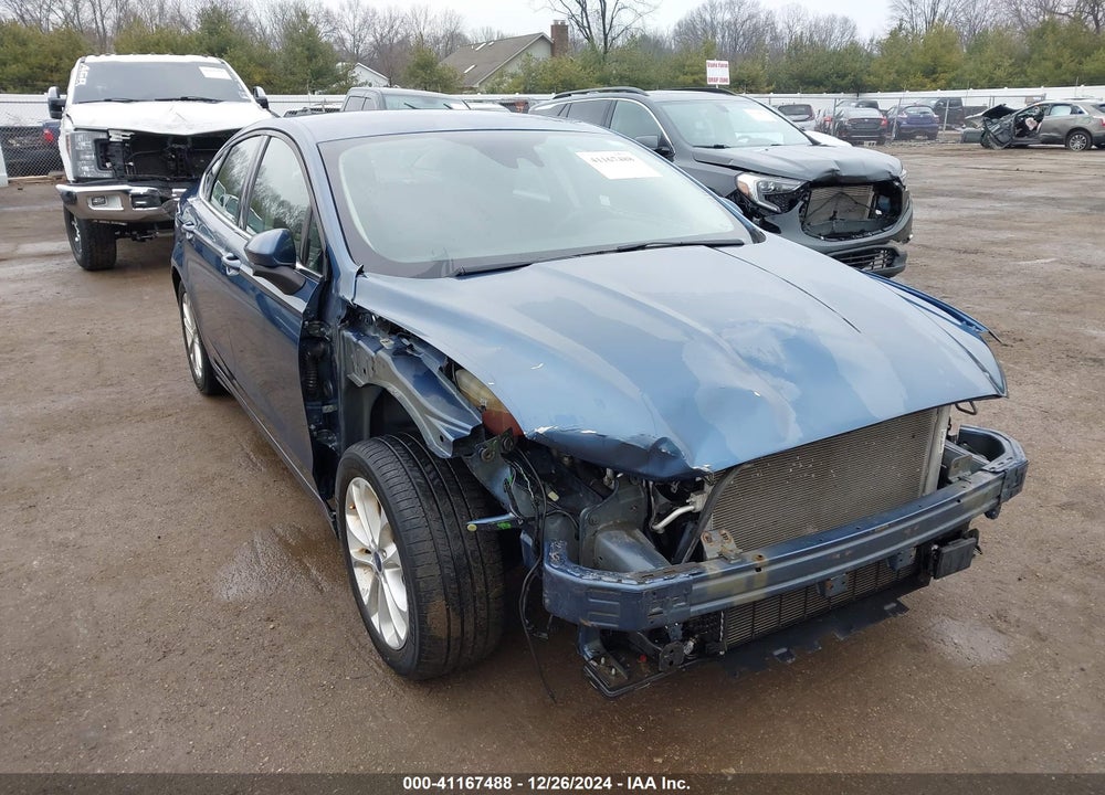 2019 FORD FUSION SE VIN: 3FA6P0HD1KR195063