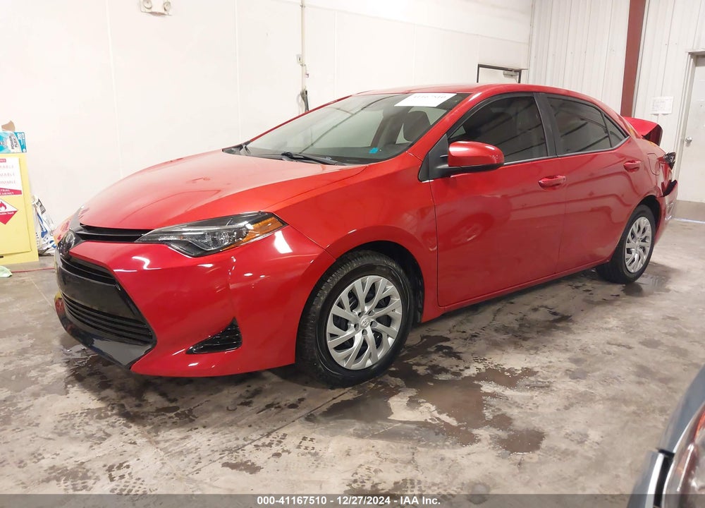 2018 TOYOTA COROLLA LE VIN: 5YFBURHE4JP826973