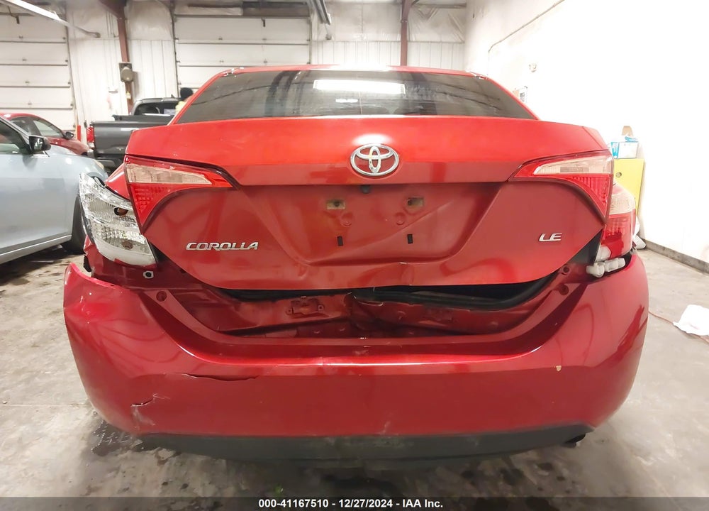 2018 TOYOTA COROLLA LE VIN: 5YFBURHE4JP826973
