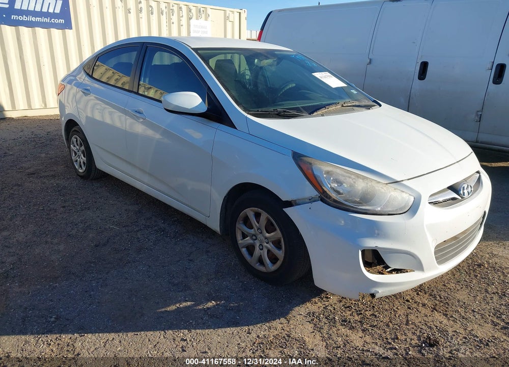 2013 HYUNDAI ACCENT GLS VIN: KMHCT4AE8DU558923