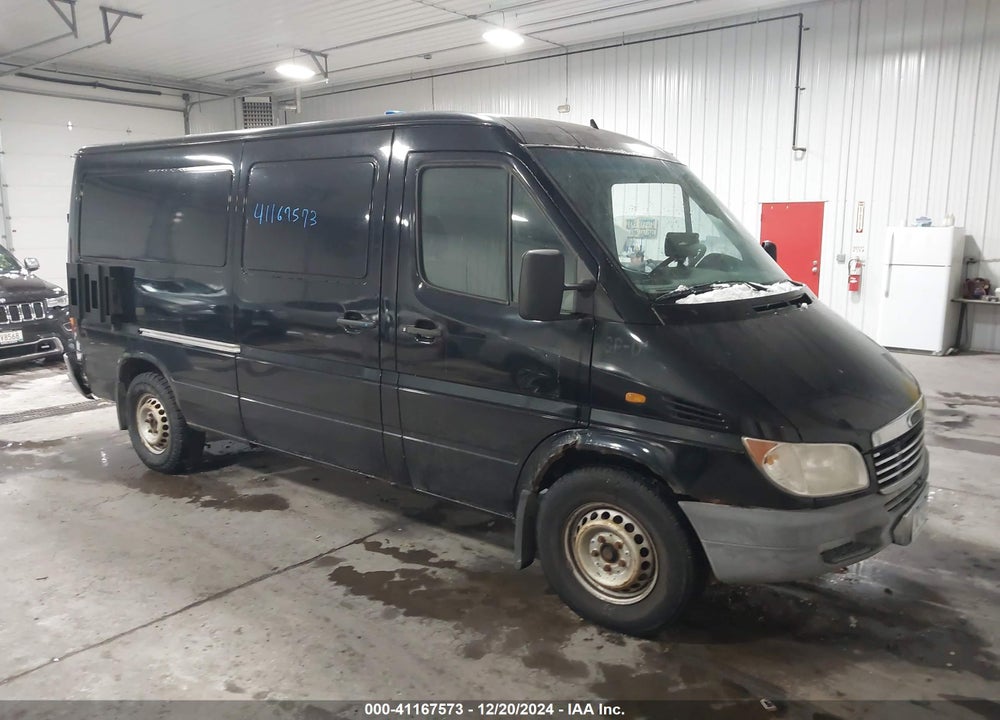 2002 FREIGHTLINER SPRINTER 2500 VIN: WD2YD241725363051