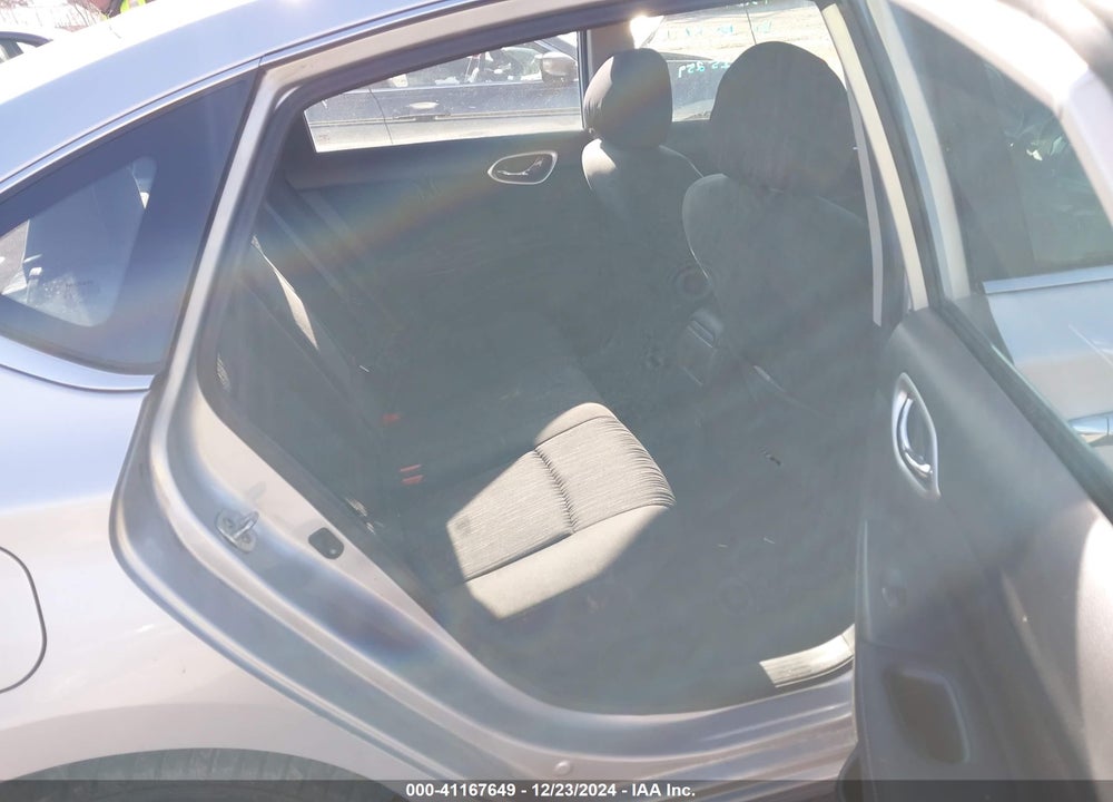 2019 NISSAN SENTRA SV VIN: 3N1AB7AP1KY230306