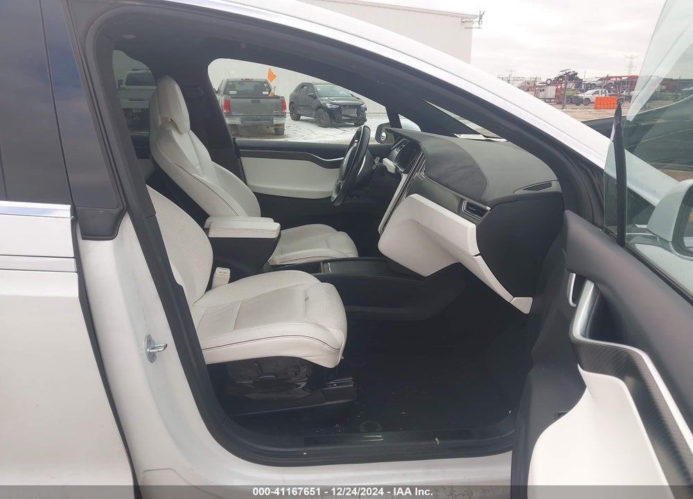 2016 TESLA MODEL X 60D/70D/75D/90D VIN: 5YJXCAE29GF020457
