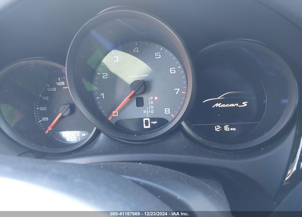 2021 PORSCHE MACAN VIN: WP1AB2A57MLB34138