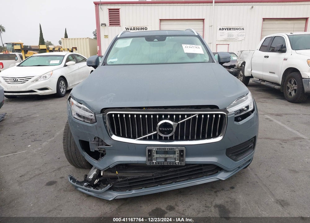 2022 VOLVO XC90 T5 MOMENTUM 7 PASSENGER VIN: YV4102CKXN1833414