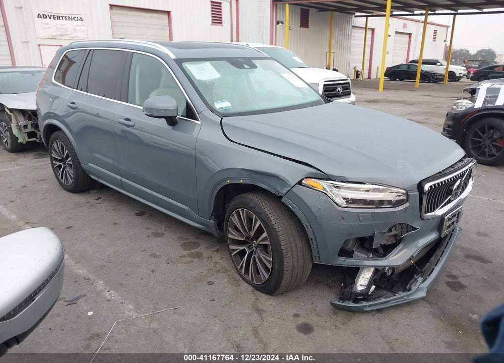 2022 VOLVO XC90 T5 MOMENTUM 7 PASSENGER VIN: YV4102CKXN1833414