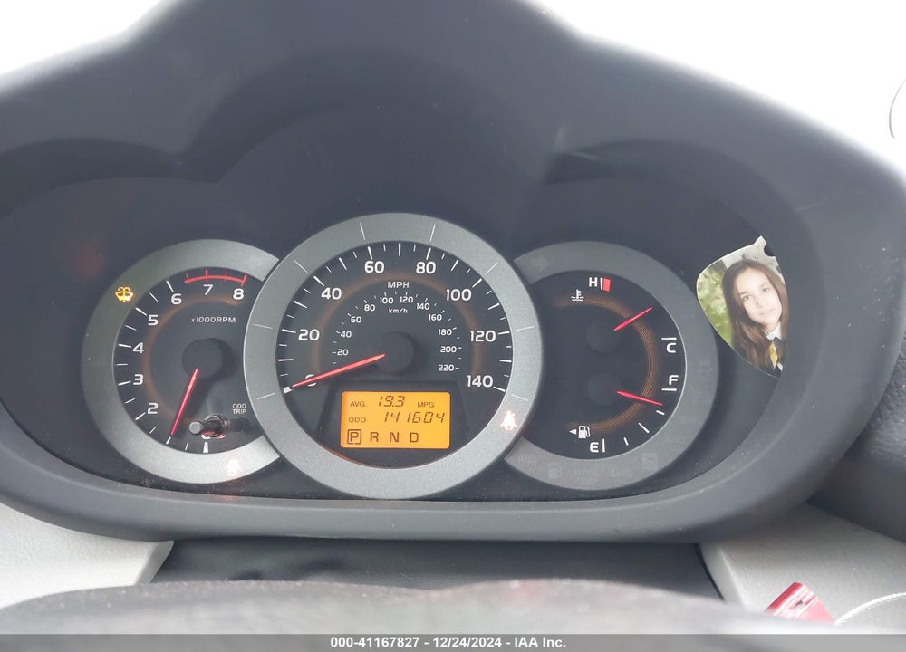 2011 TOYOTA RAV4 VIN: 2T3BF4DV8BW147783