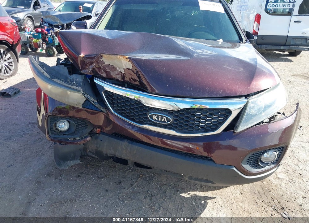 2013 KIA SORENTO LX VIN: 5XYKT3A6XDG387175