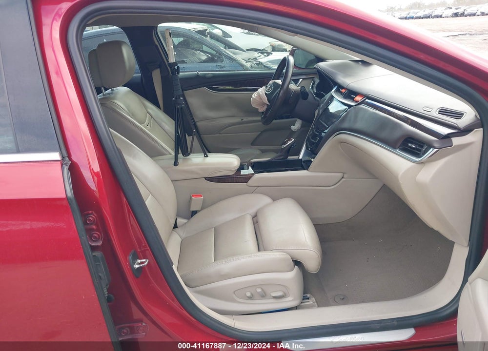 2013 CADILLAC XTS VIN: 2G61P5S32D9143521