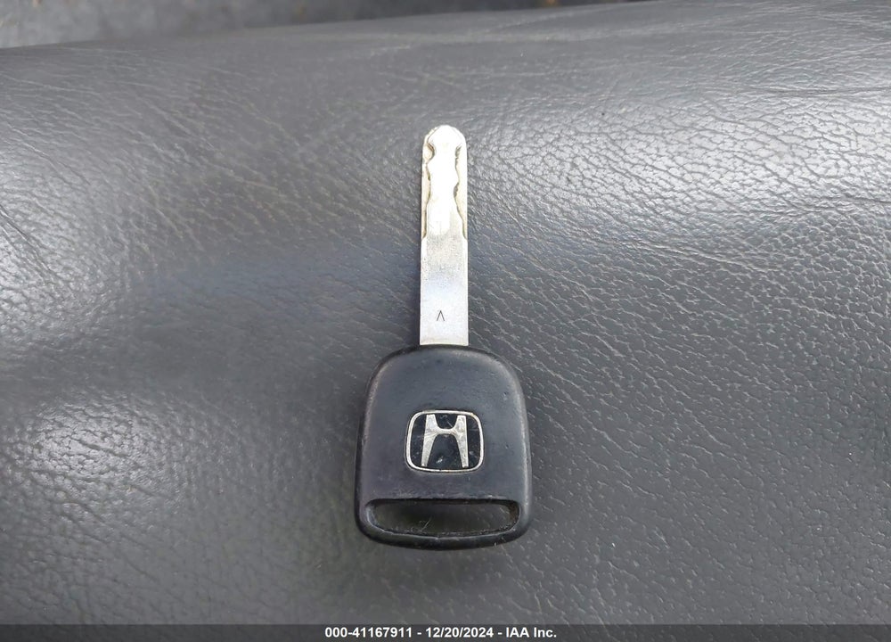 2006 HONDA ODYSSEY EX-L VIN: 5FNRL38756B057399