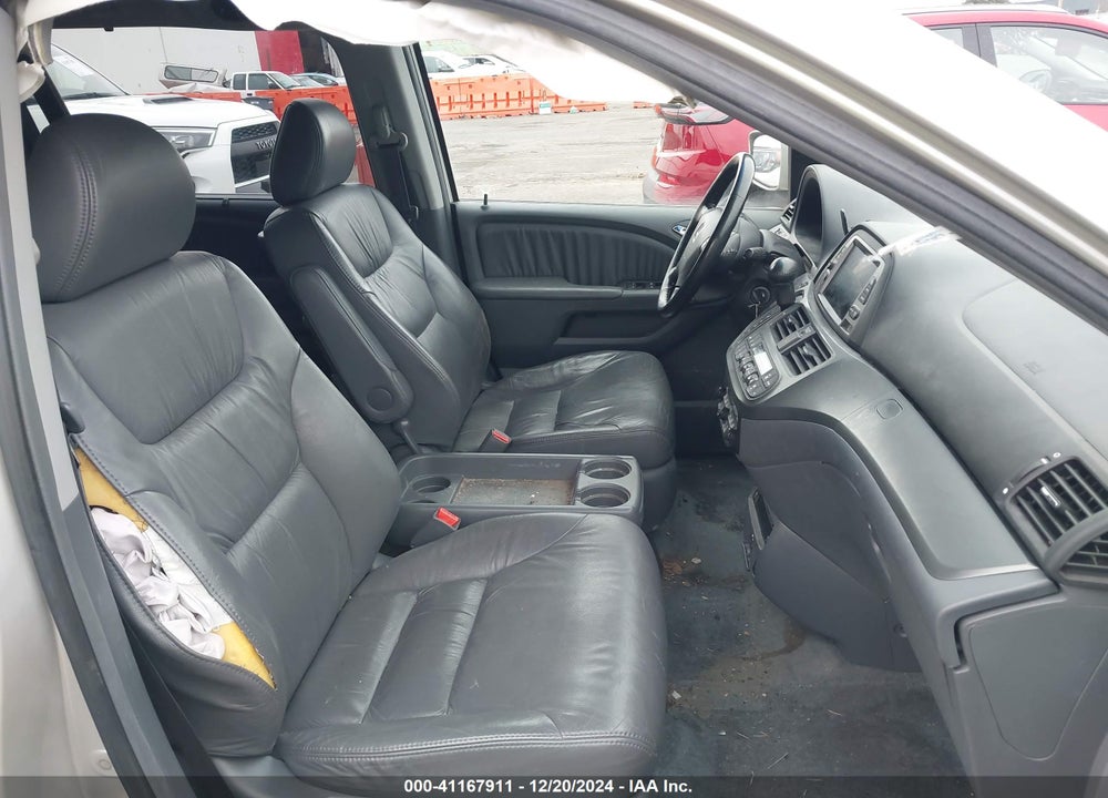 2006 HONDA ODYSSEY EX-L VIN: 5FNRL38756B057399