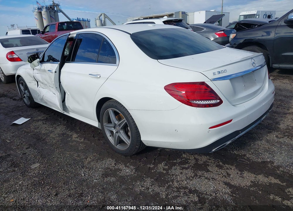 2017 MERCEDES-BENZ E 300 VIN: WDDZF4KB2HA159397