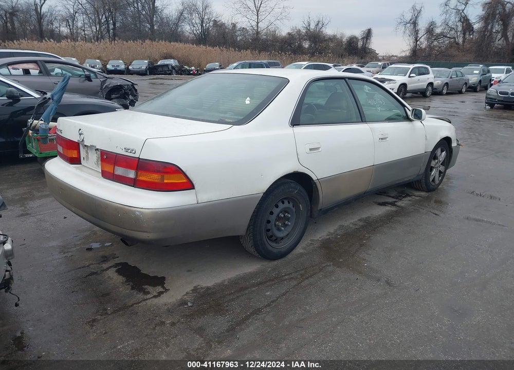 1997 LEXUS ES 300 VIN: JT8BF22G8V0068548