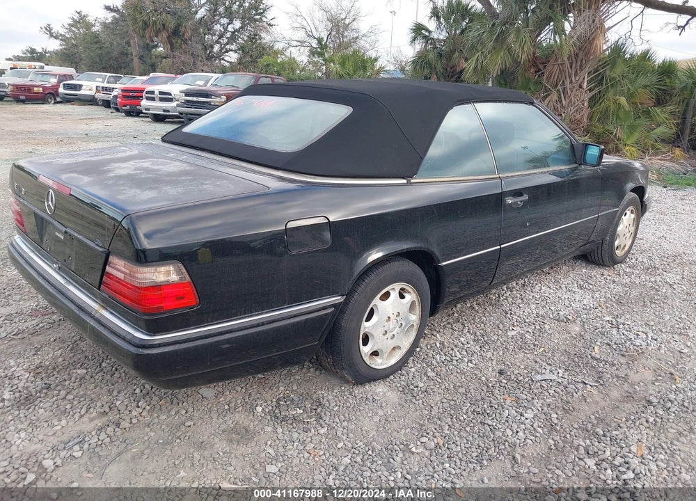 1995 MERCEDES-BENZ E 320 VIN: WDBEA66E4SC274696