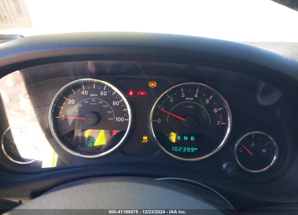 2016 JEEP WRANGLER UNLIMITED VIN: 1C4HJWDG4GL105739