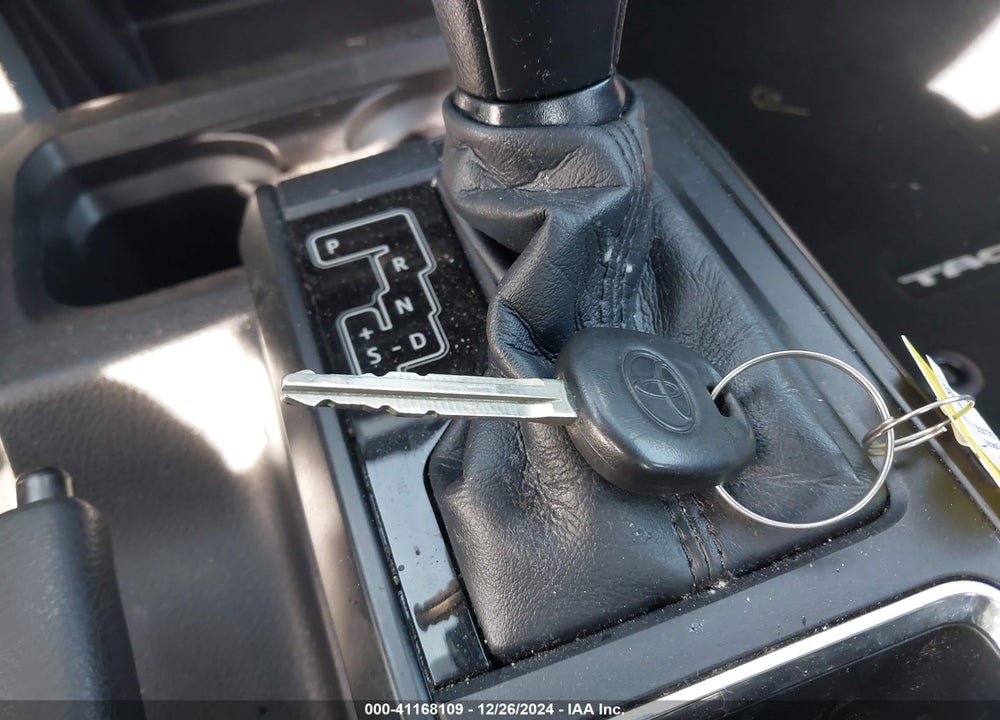 2018 TOYOTA TACOMA SR VIN: 5TFRX5GN6JX116314