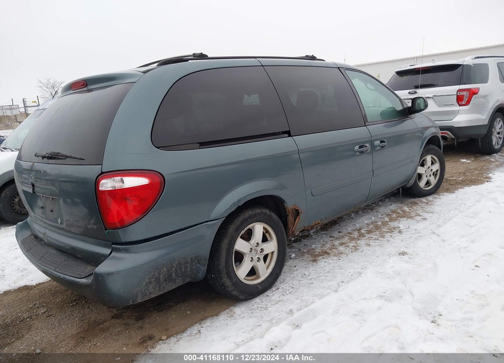 2007 DODGE GRAND CARAVAN SXT VIN: 2D4GP44L57R166040