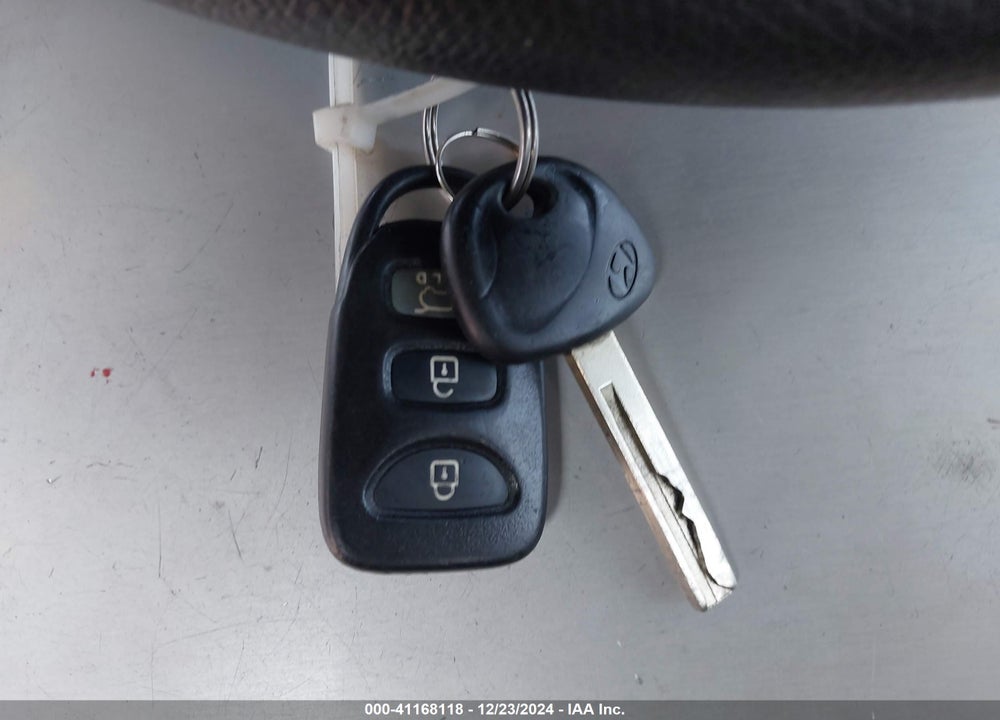 2017 HYUNDAI ELANTRA GT VIN: KMHD35LH7HU379263