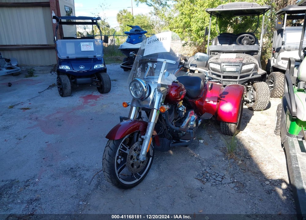 2017 HARLEY-DAVIDSON FLRT FREE WHEELER VIN: 1HD1MCC1XHB860677