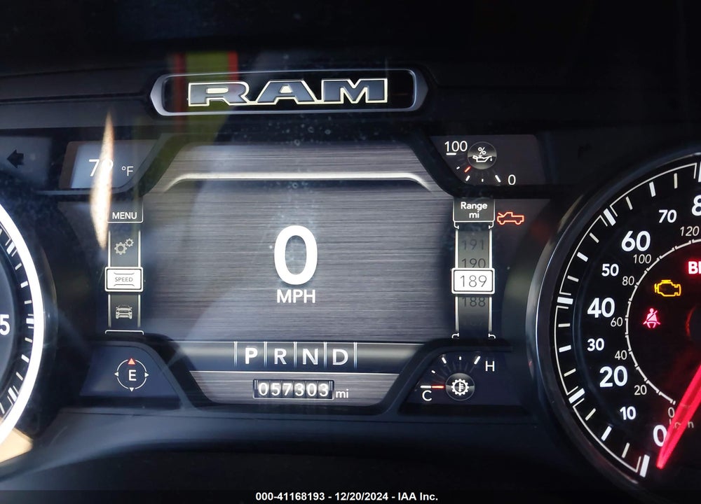 2019 RAM 1500 LAIE  4X2 5'7 BOX VIN: 1C6RREJT2KN771639