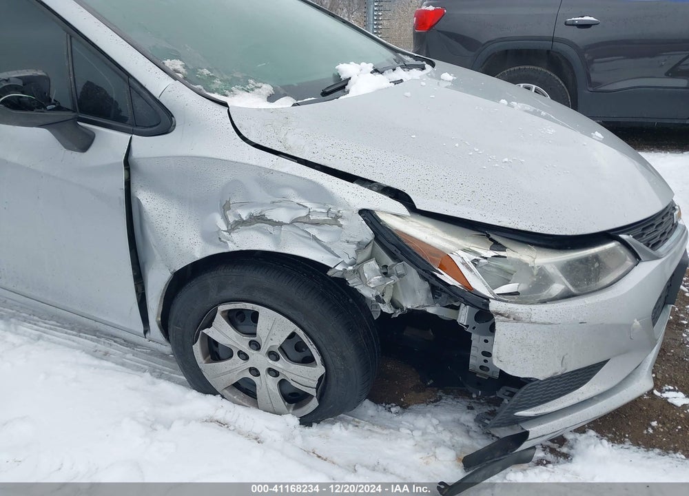 2018 CHEVROLET CRUZE LS AUTO VIN: 1G1BC5SM8J7137590