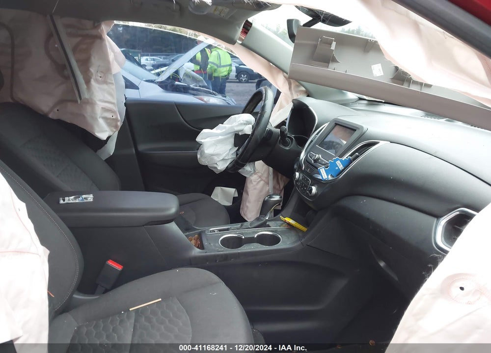 2019 CHEVROLET EQUINOX LT VIN: 2GNAXKEV3K6186649