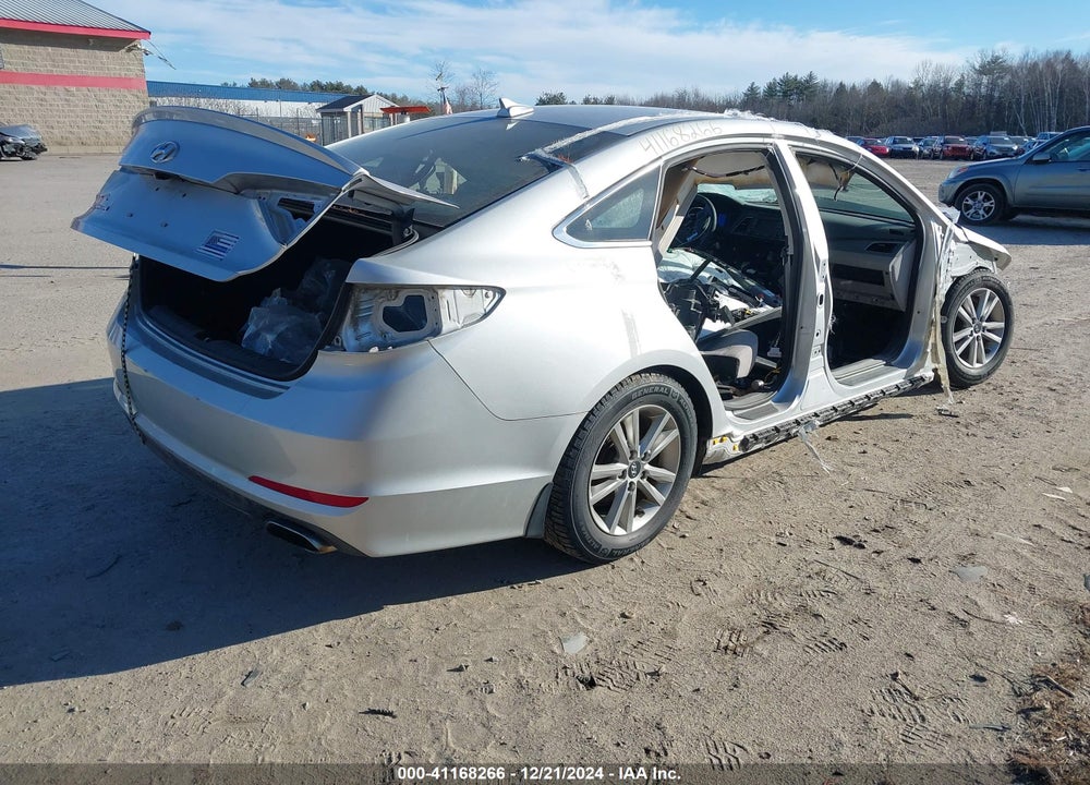 2015 HYUNDAI SONATA VIN: 5NPE24AF0FH156870