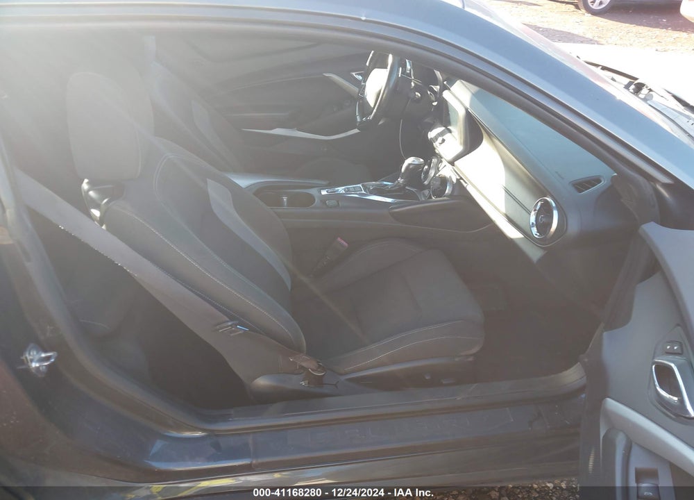 2016 CHEVROLET CAMARO 1LT VIN: 1G1FB1RX2G0164072