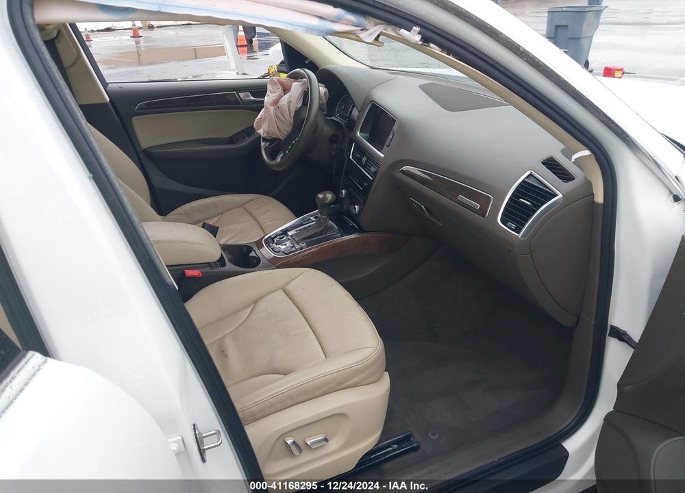2016 AUDI Q5 2.0T PREMIUM VIN: WA1C2AFP4GA145445