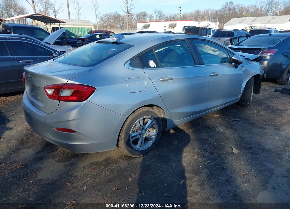 2018 CHEVROLET CRUZE LT AUTO VIN: 1G1BE5SM1J7228758