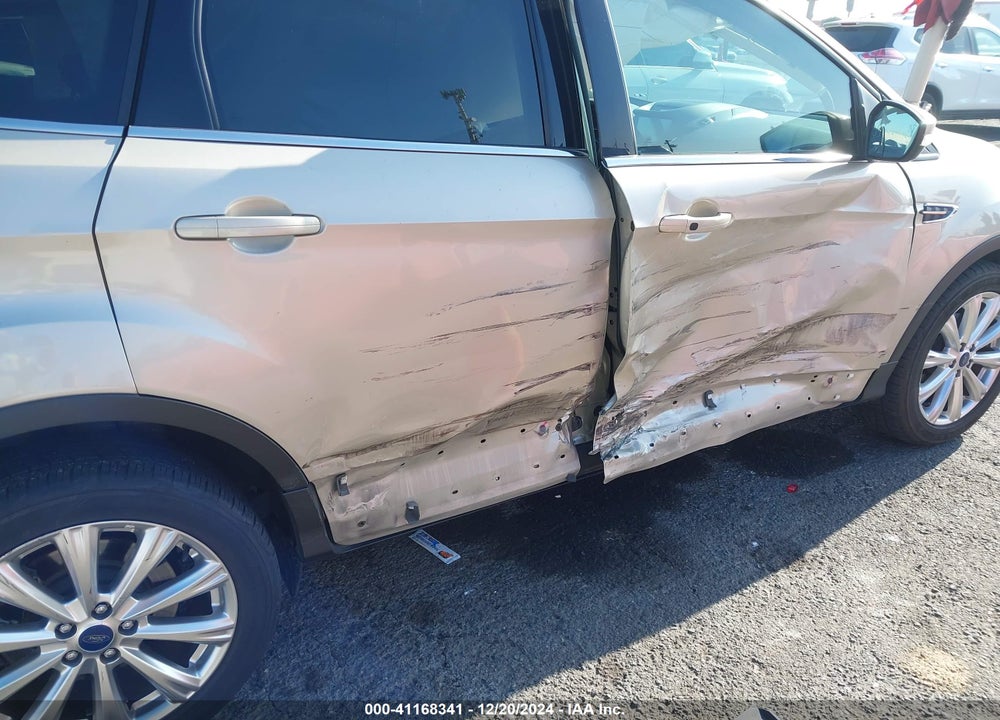 2017 FORD ESCAPE TITANIUM VIN: 1FMCU0JD8HUD42413