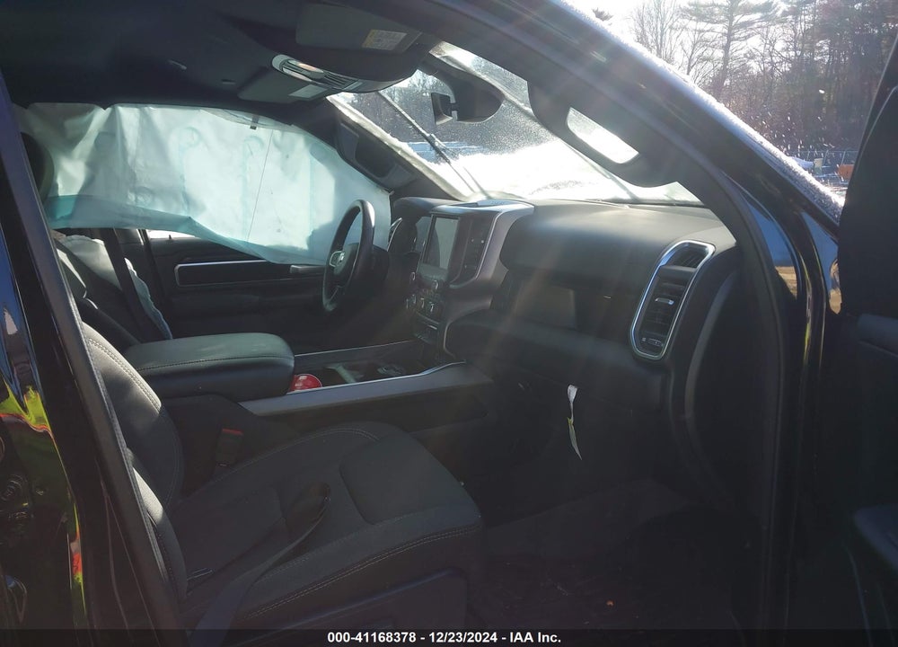 2024 RAM 1500 VIN: 1C6SRFFT8RN111700