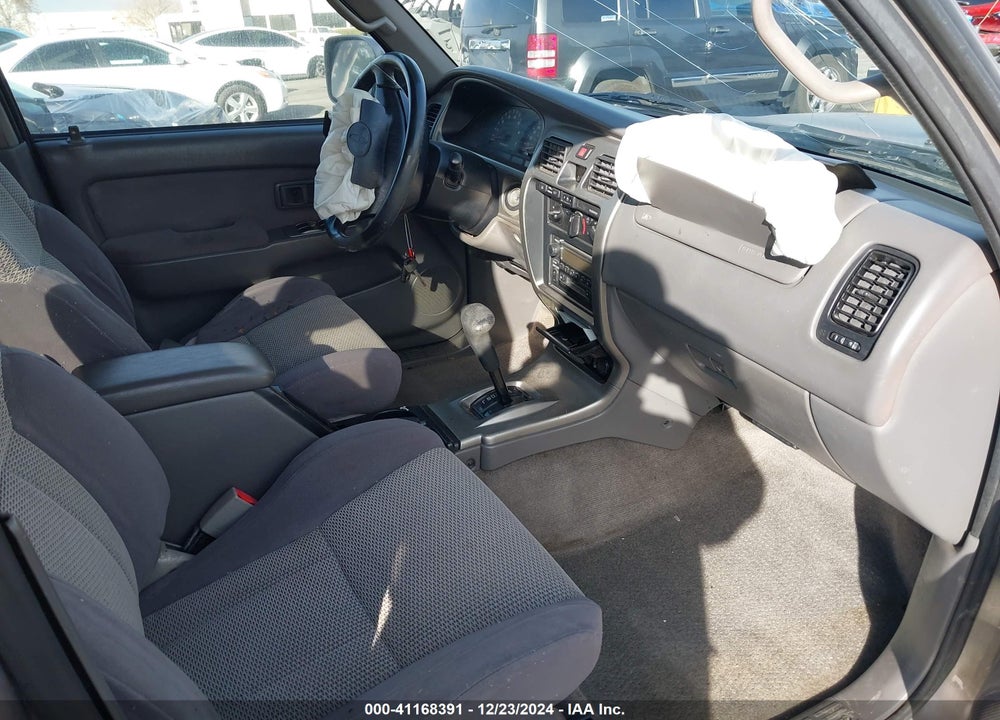 2002 TOYOTA 4RUNNER SR5 V6 VIN: JT3GN86R320246519