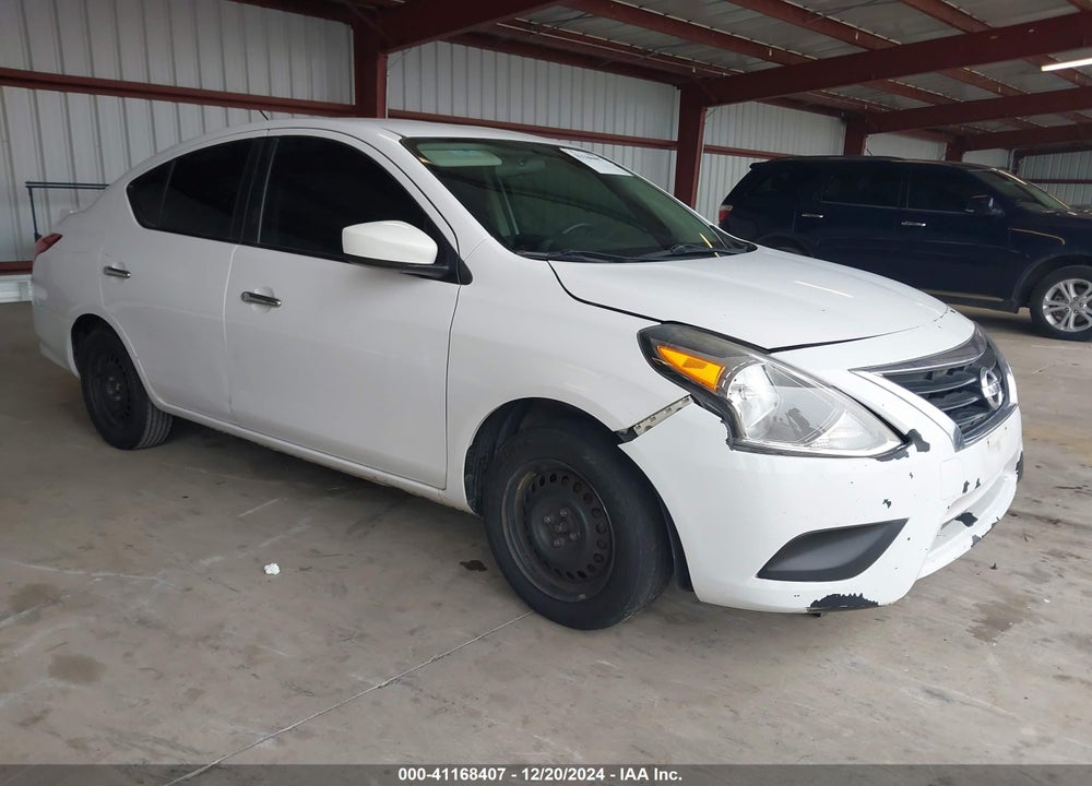 2018 NISSAN VERSA 1.6 SV VIN: 3N1CN7AP1JL886579
