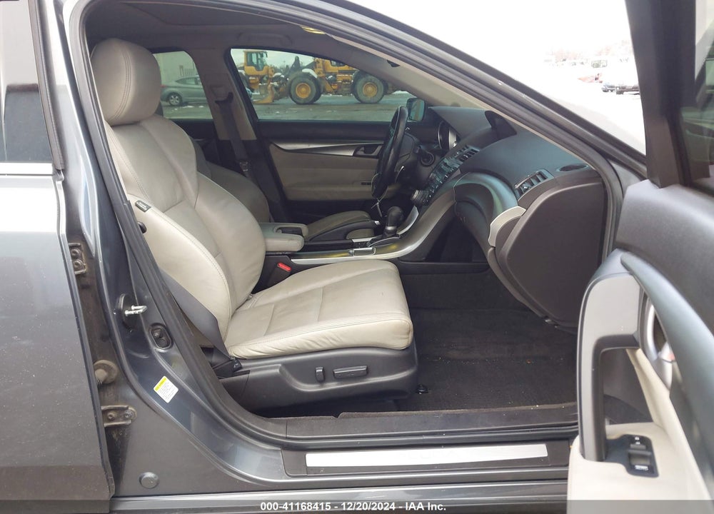 2010 ACURA TL VIN: 19UUA9F58AA003795
