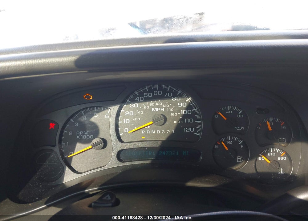 2000 CHEVROLET SILVERADO 1500 LS VIN: 1GCEC14V8YZ369429