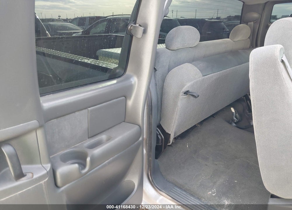 2005 CHEVROLET SILVERADO 1500 LS VIN: 1GCEC19Z15Z141960