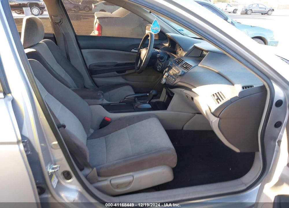 2008 HONDA ACCORD 2.4 LX VIN: 1HGCP26318A132617