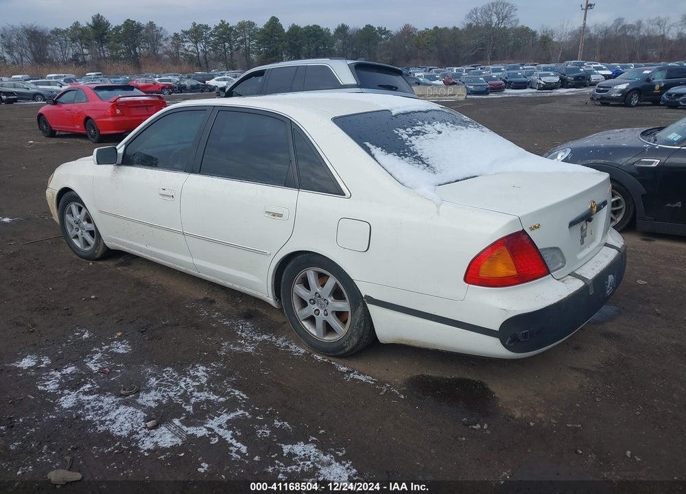 2000 TOYOTA AVALON XLS VIN: 4T1BF28B3YU030179
