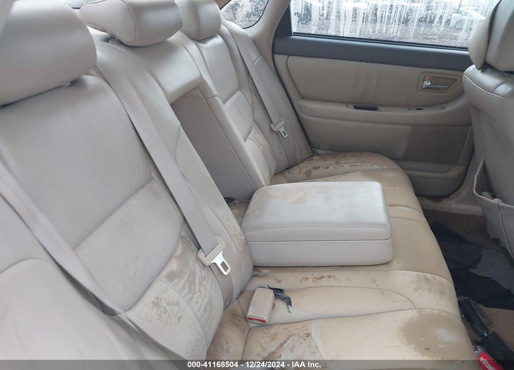 2000 TOYOTA AVALON XLS VIN: 4T1BF28B3YU030179