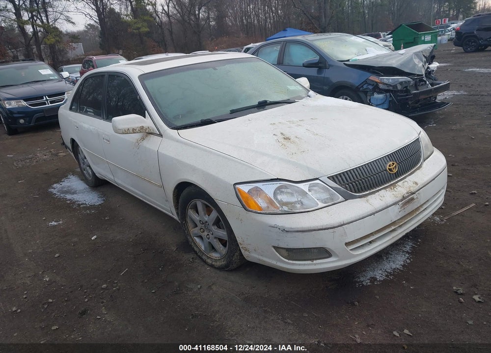 2000 TOYOTA AVALON XLS VIN: 4T1BF28B3YU030179