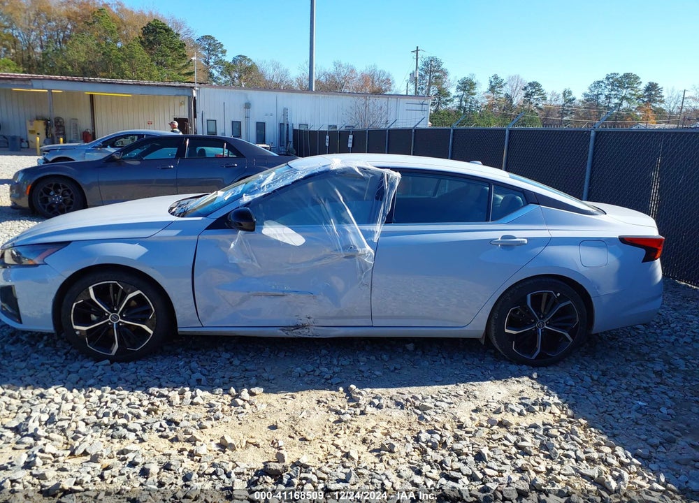 2023 NISSAN ALTIMA SR FWD VIN: 1N4BL4CV5PN341380