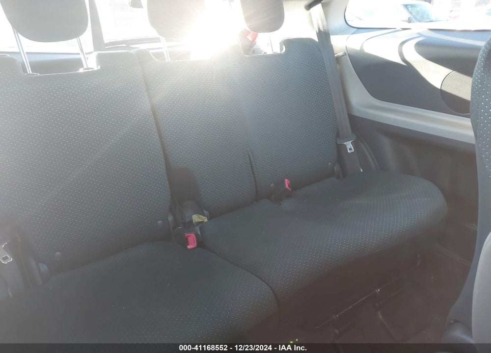 2007 TOYOTA YARIS VIN: JTDJT903675117556