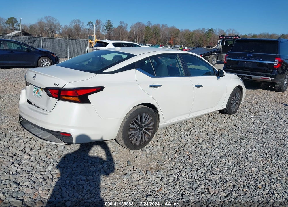 2023 NISSAN ALTIMA SV FWD VIN: 1N4BL4DV1PN311890